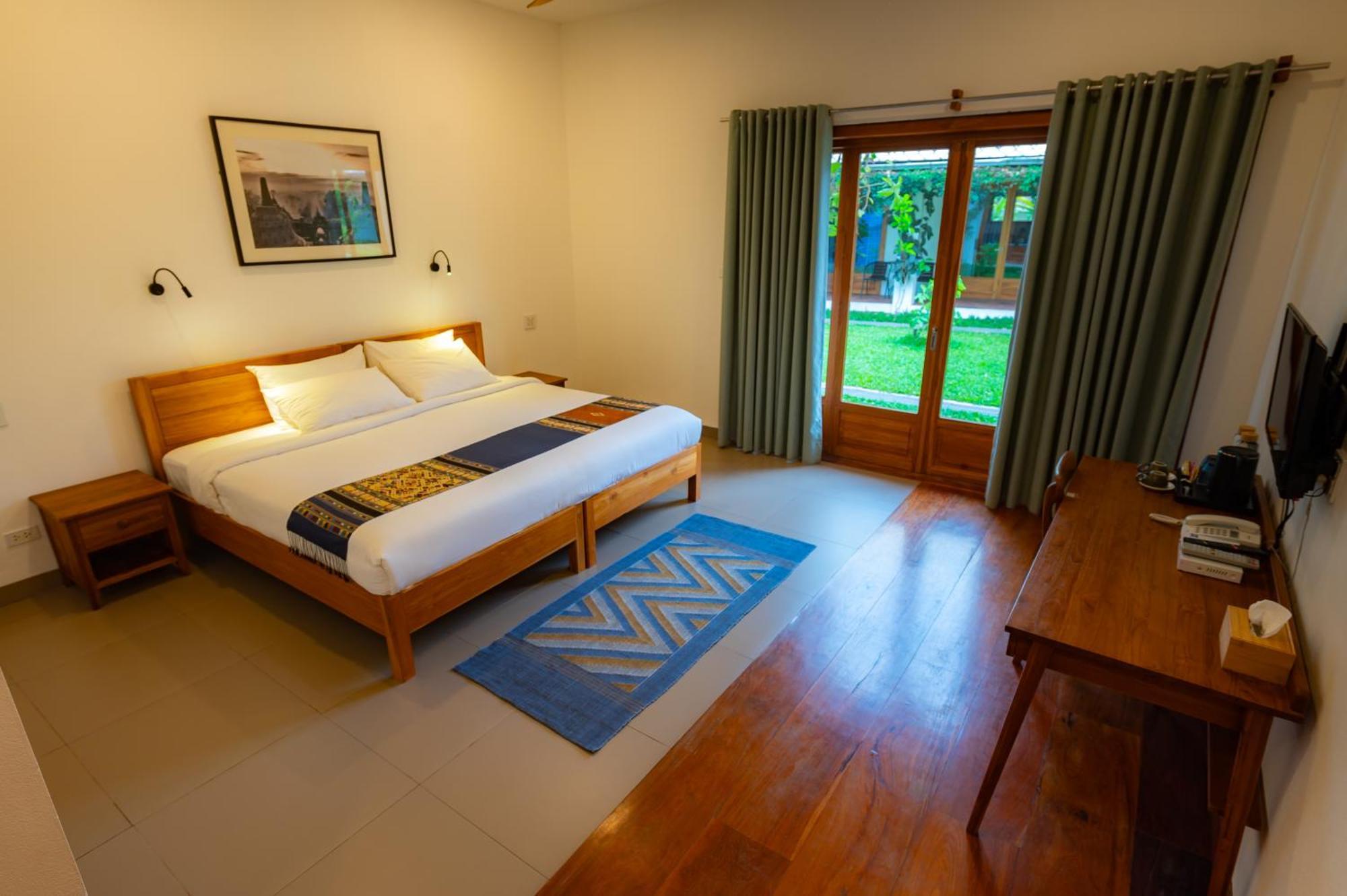 Madilao Hotel Луангпхабанг Экстерьер фото